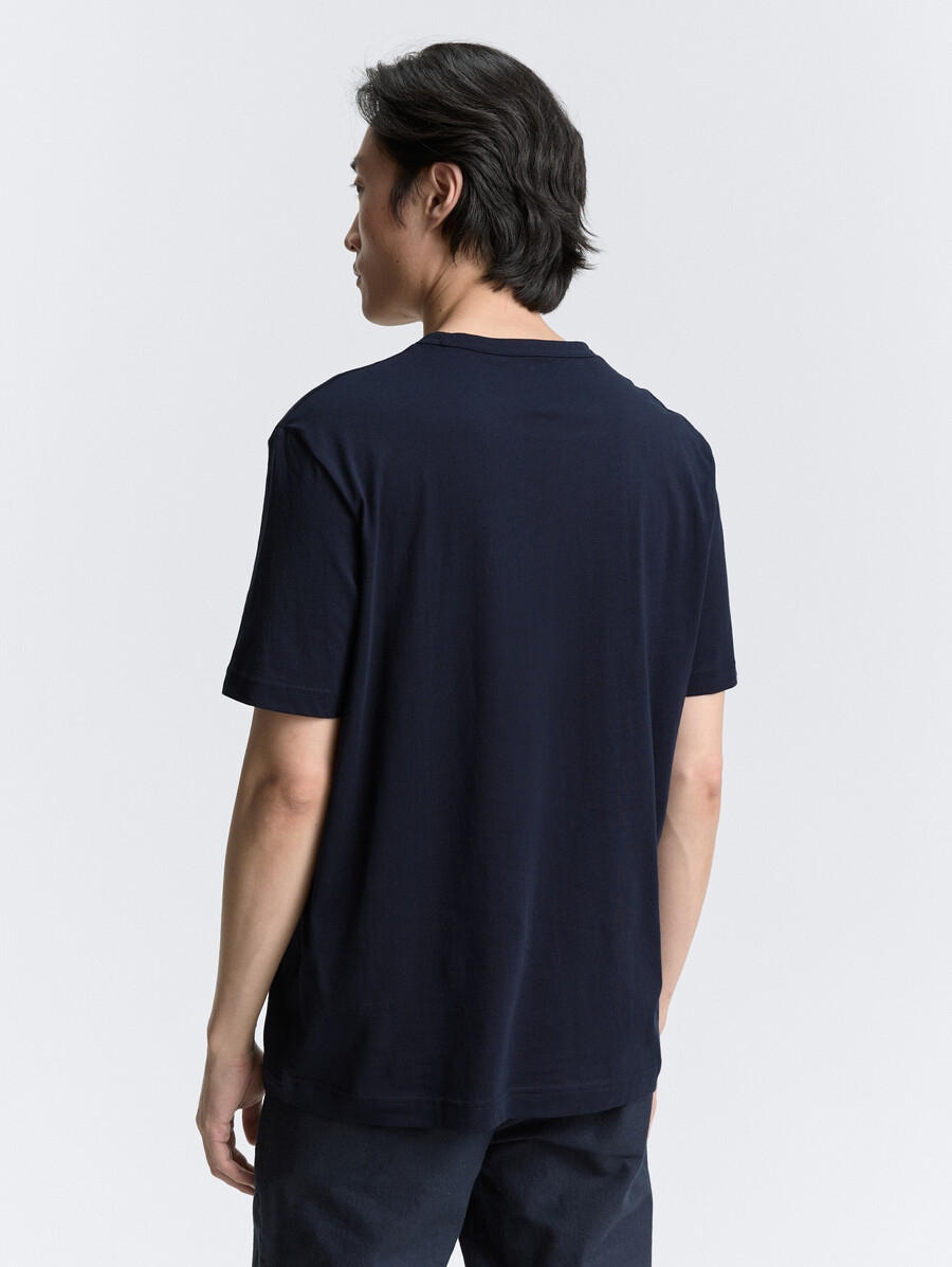 t-shirt mit aufdruck