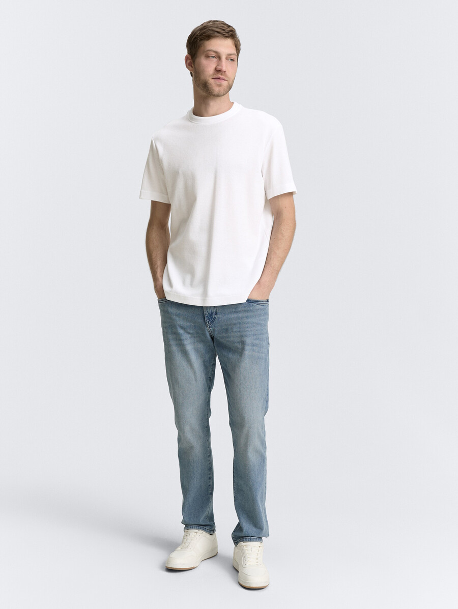 einfaches t-shirt mit struktur