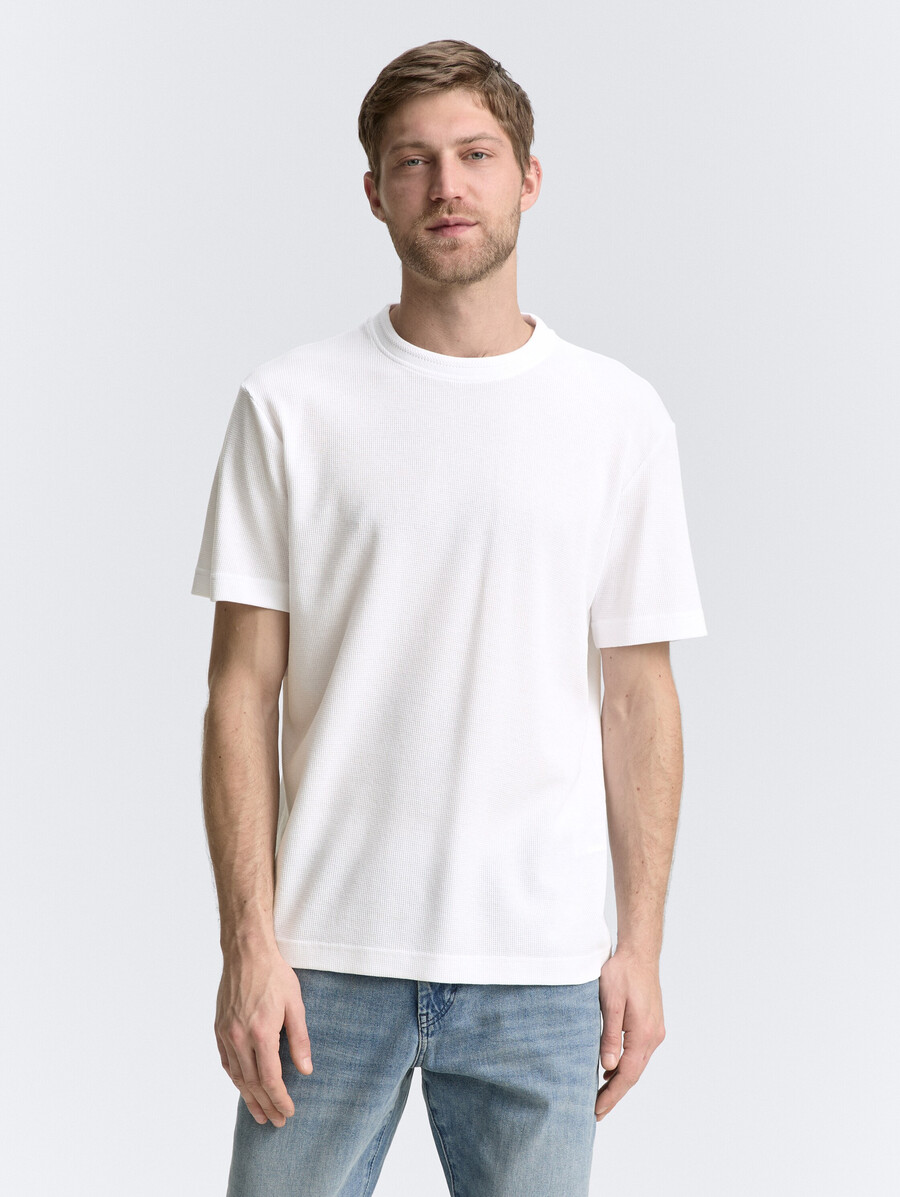 einfaches t-shirt mit struktur