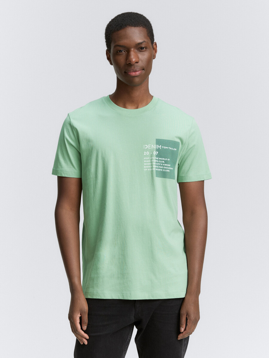 einfaches t-shirt mit logodruck