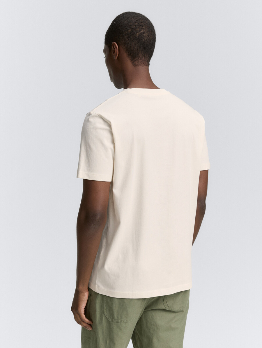 einfaches t-shirt mit logodruck