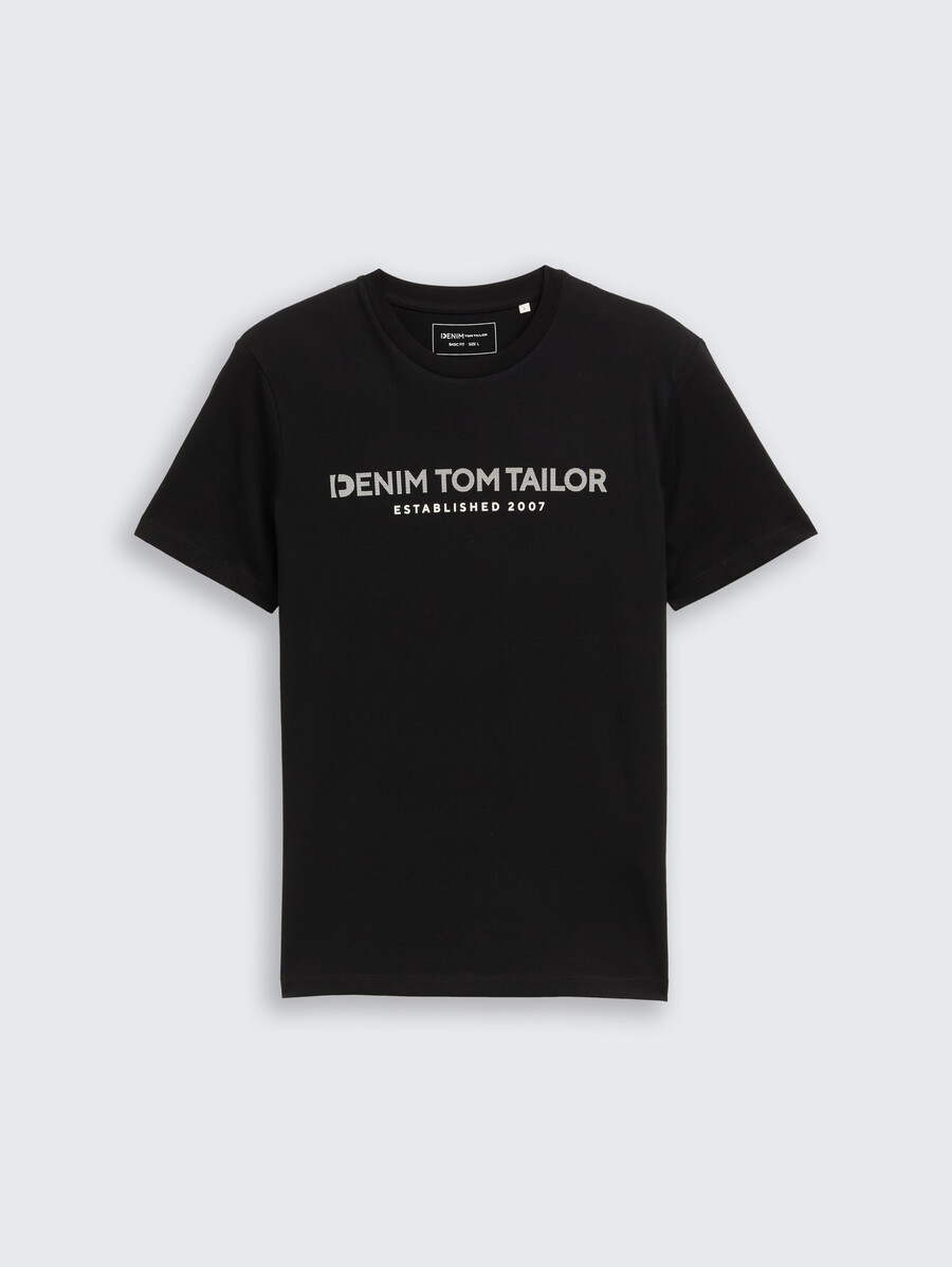 einfaches t-shirt mit logodruck