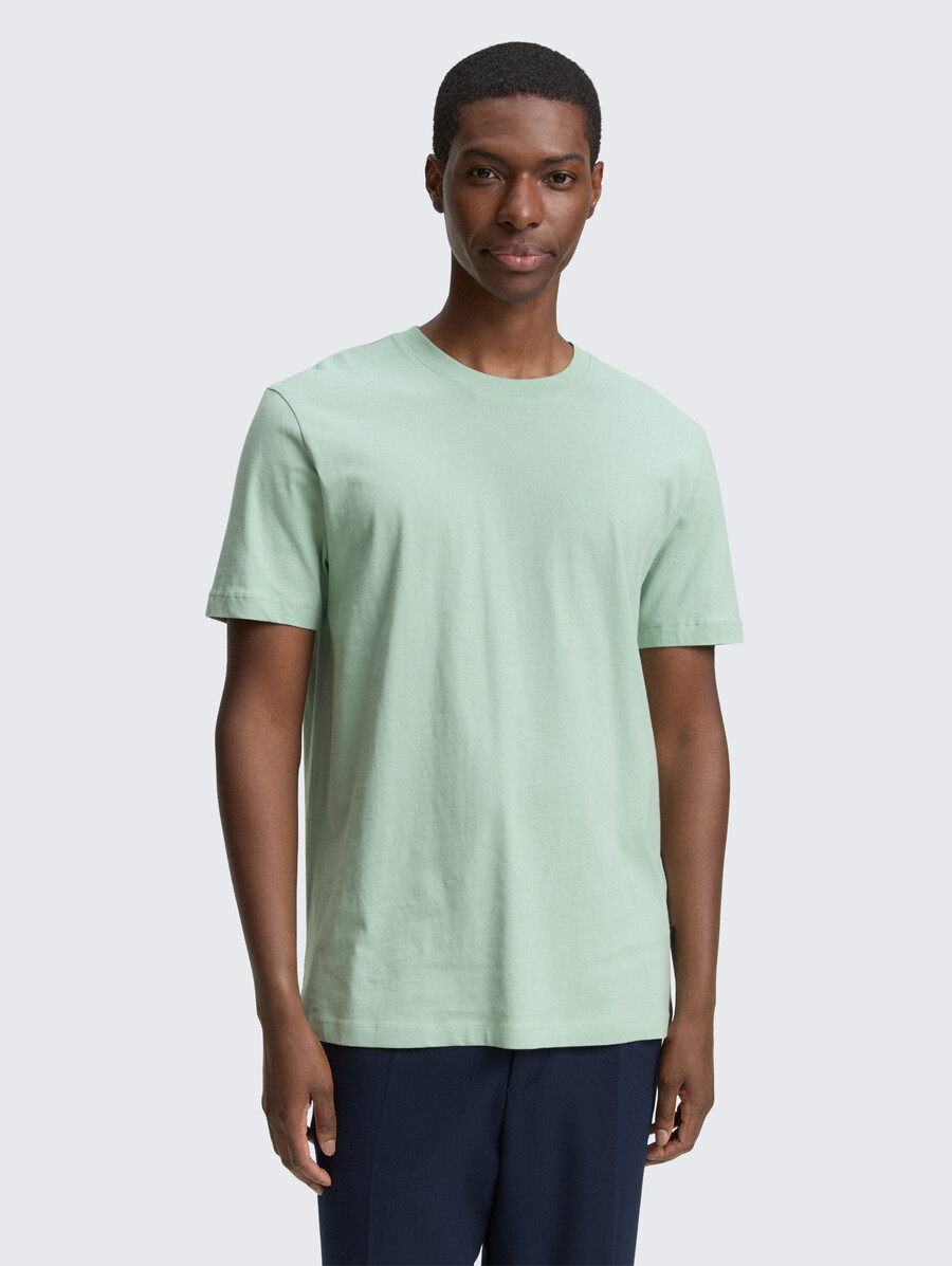 basic-t-shirt in einfarbigen farben
