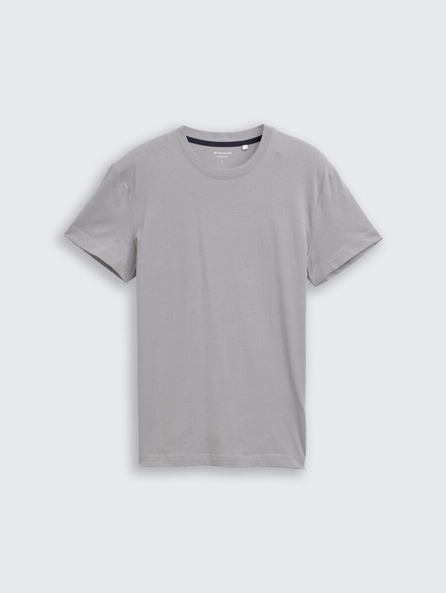 schmal geschnittenes t-shirt mit stretchanteil