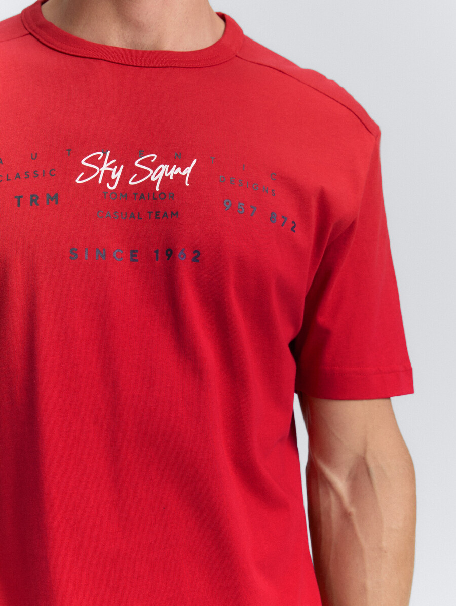 t-shirt mit aufdruck