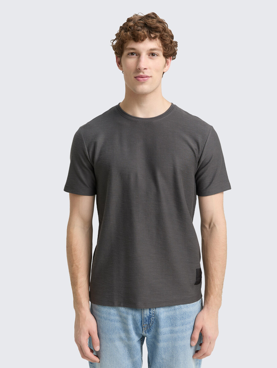 t-shirt mit struktur