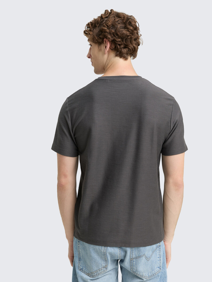 t-shirt mit struktur