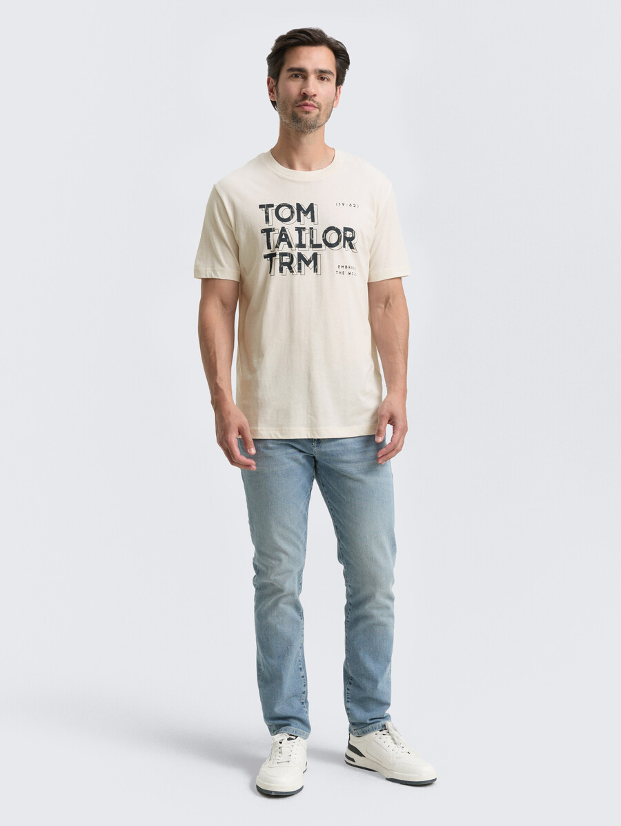 t-shirt mit aufdruck