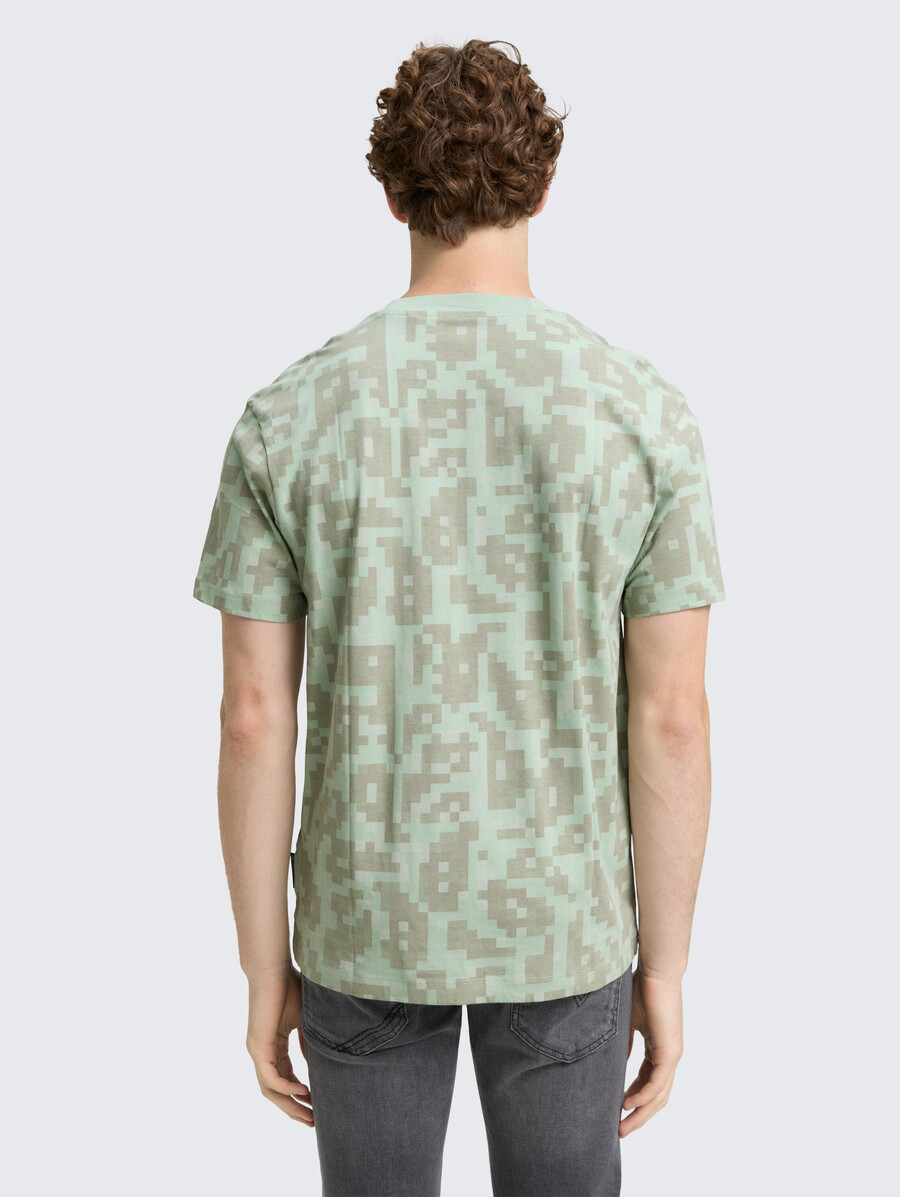 lässiges t-shirt mit muster