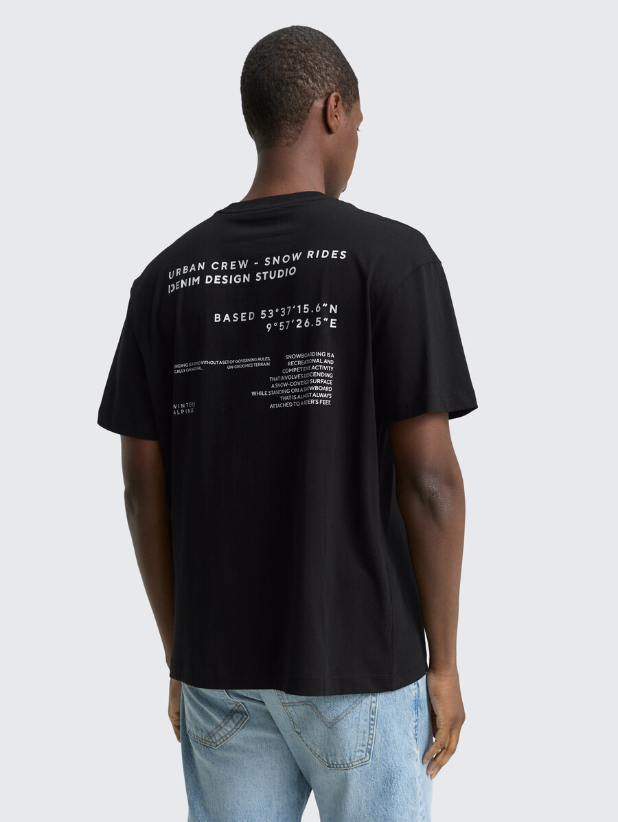 lässiges t-shirt mit aufdruck