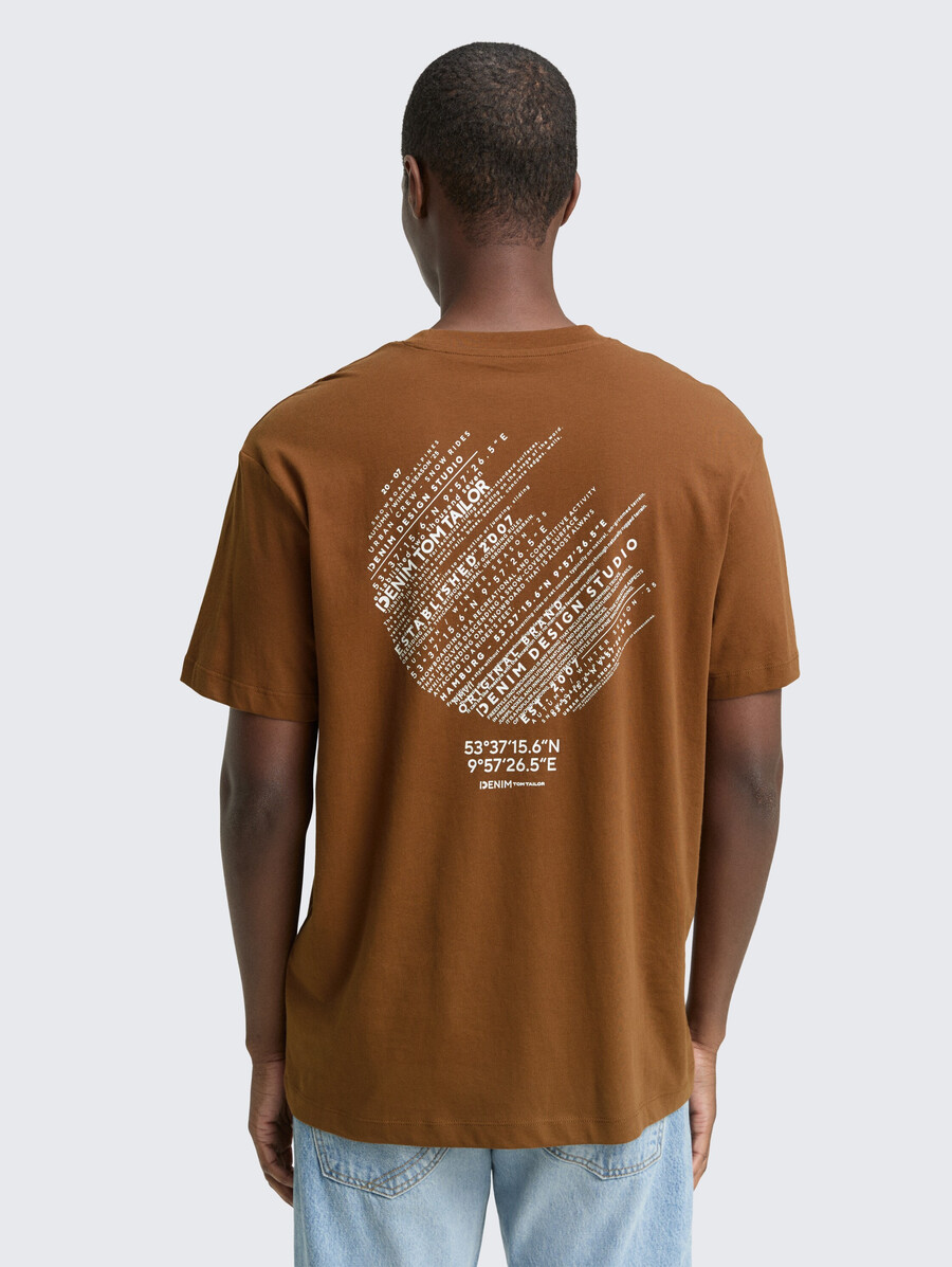 lässiges t-shirt mit aufdruck