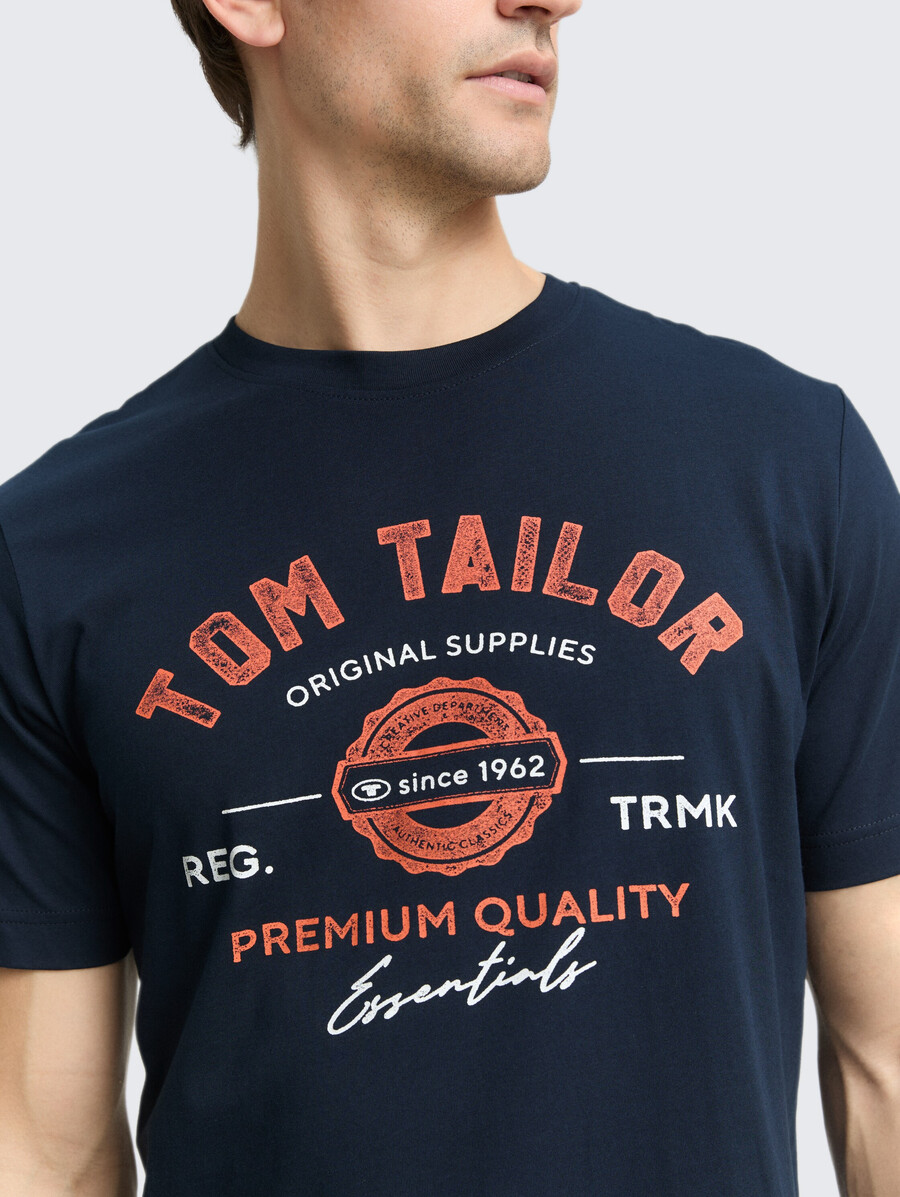 t-shirt mit logodruck