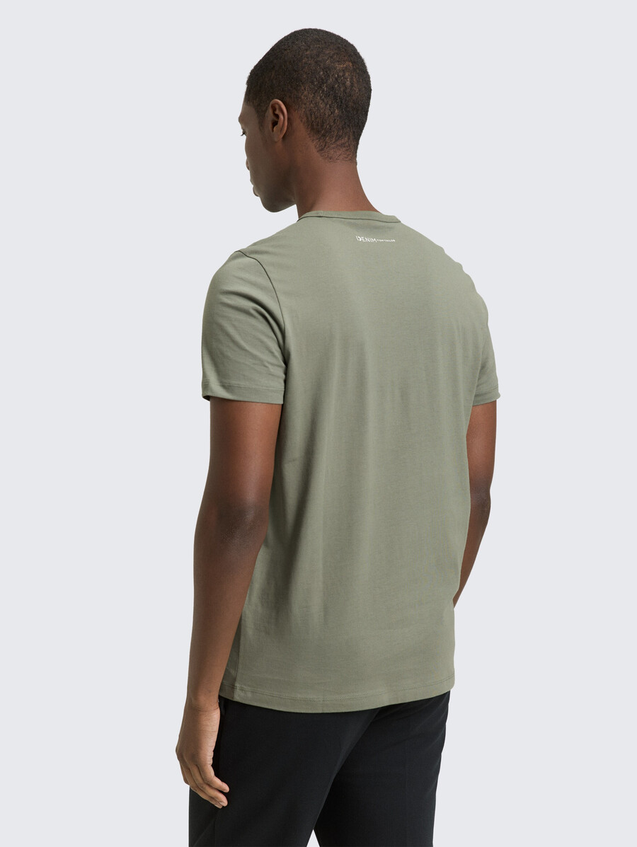 schmal geschnittenes baumwoll-t-shirt