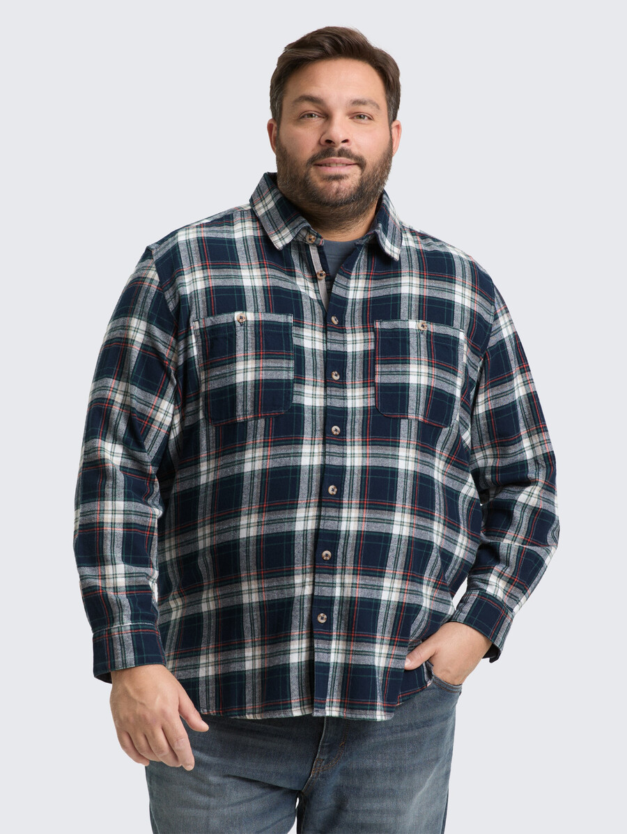 plus size – bequemes flanellhemd mit karomuster