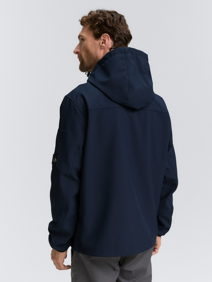 softshelljacke mit kapuze