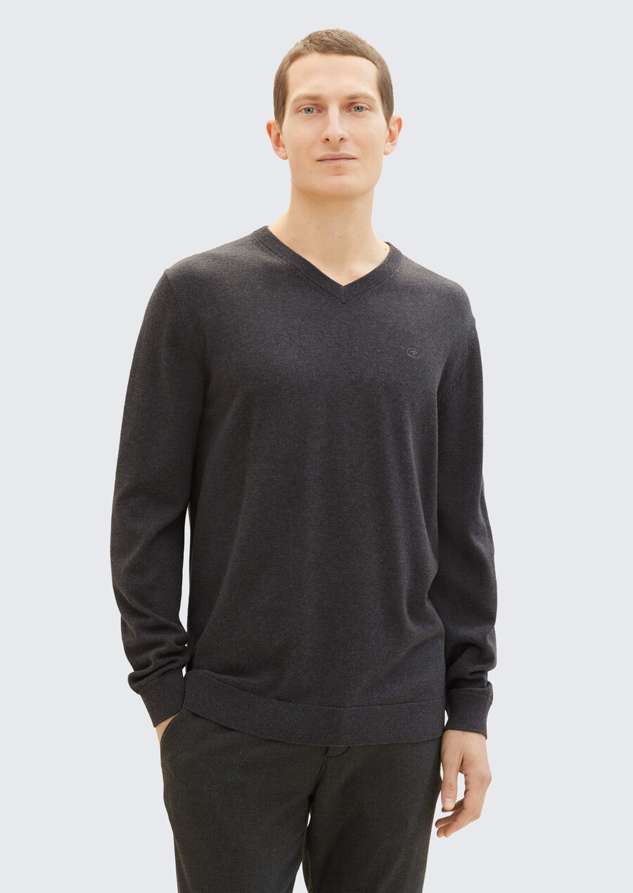 strickpullover mit v-ausschnitt