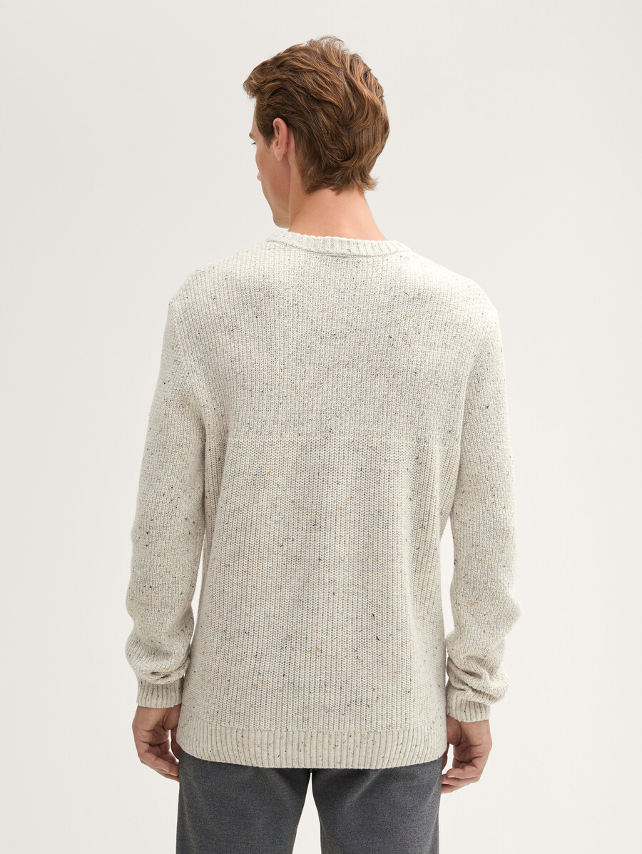 strickpullover mit strukturierter materialmischung
