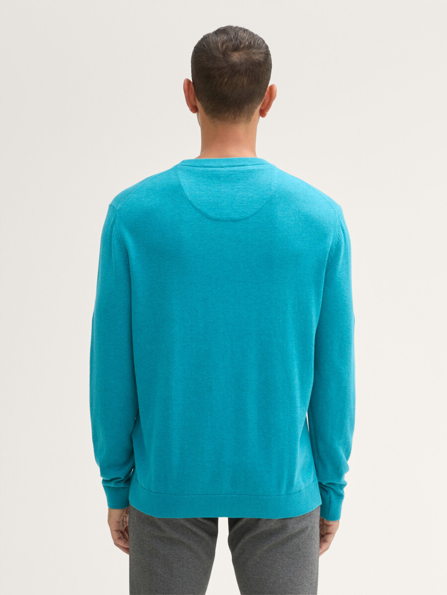einfacher strickpullover aus baumwolle