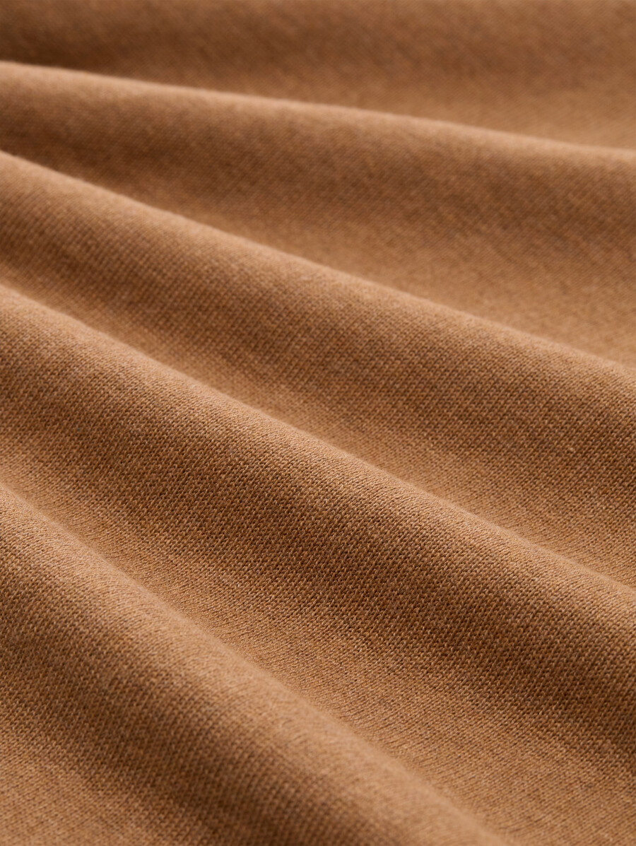 einfacher strickpullover aus baumwolle