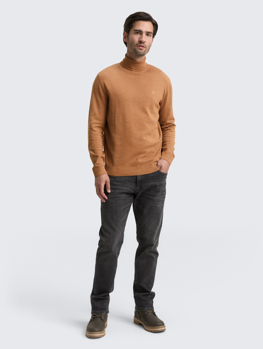 rollkragenpullover aus baumwolle