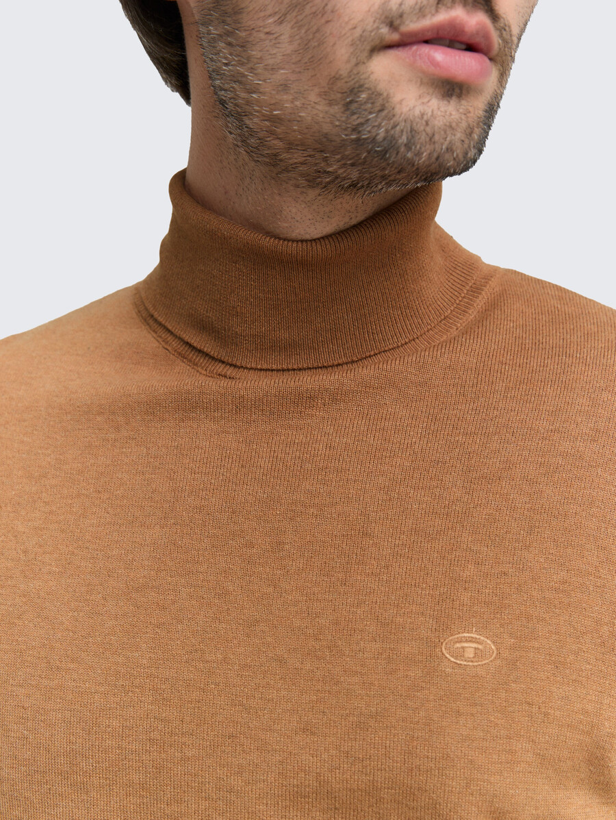 rollkragenpullover aus baumwolle