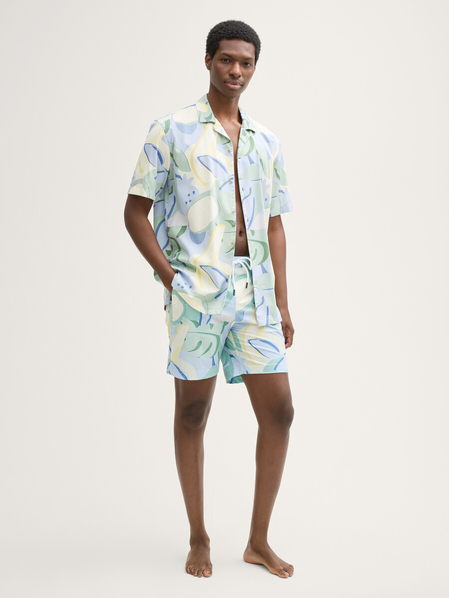 badeshorts mit aufdruck