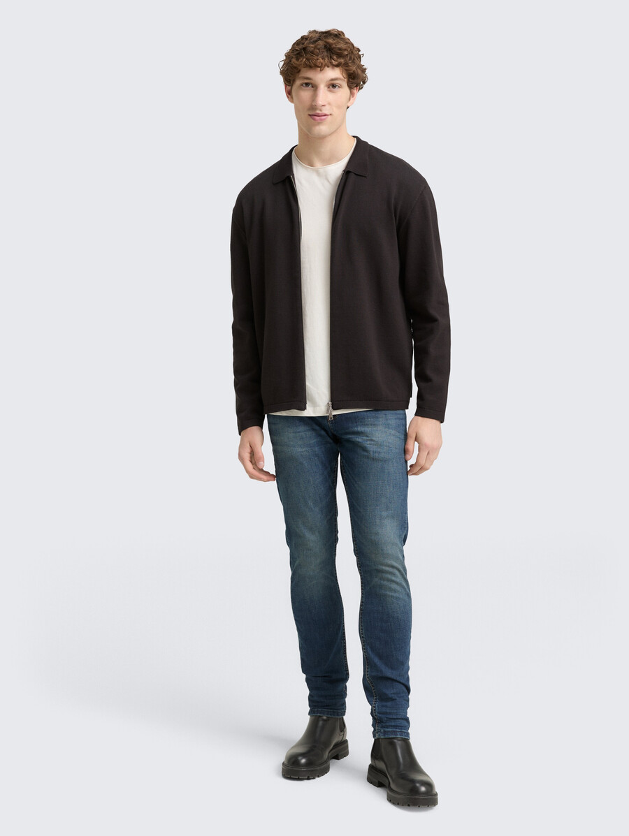 lässig geschnittene strickjacke mit reißverschluss