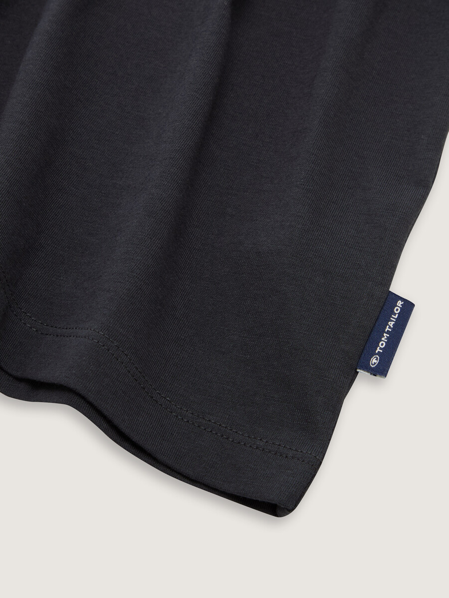 t-shirt mit aufdruck