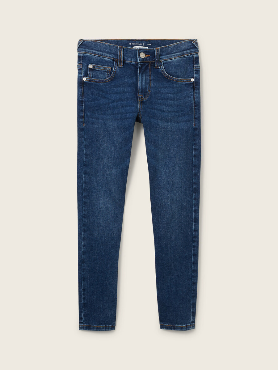 ryan jeans aus recycelter baumwolle