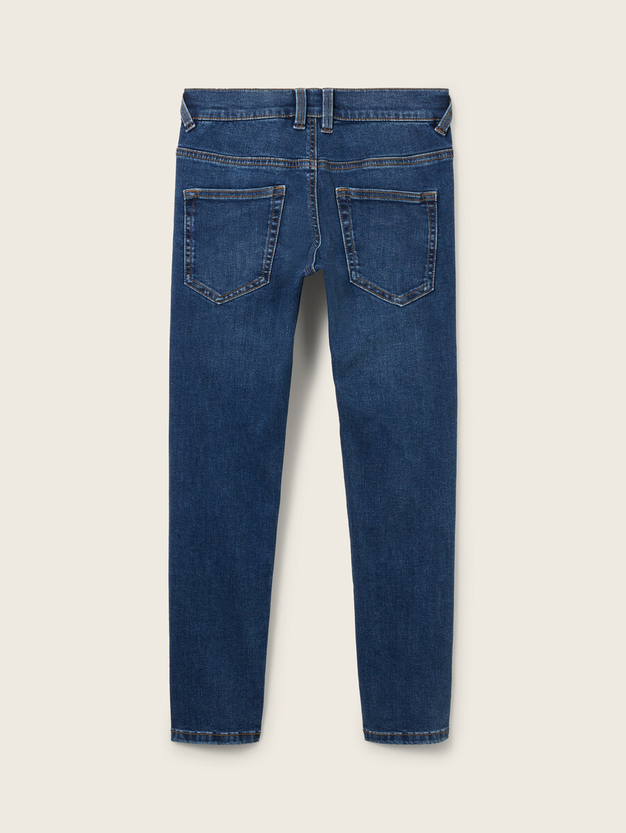 ryan jeans aus recycelter baumwolle