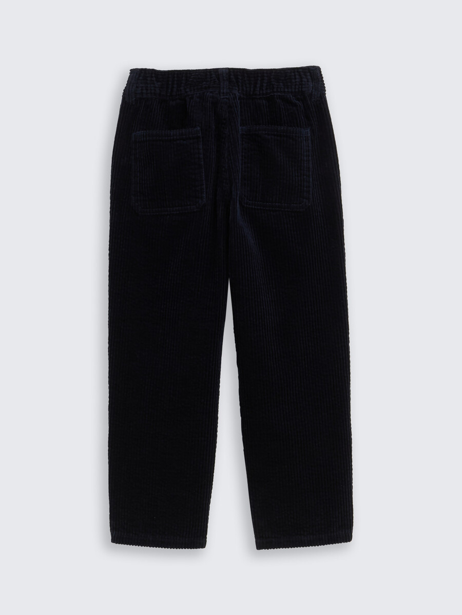 cordhose mit lockerer passform