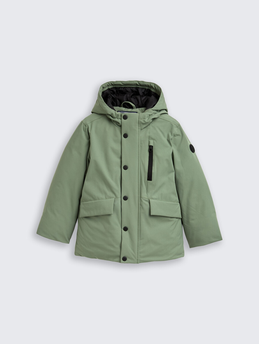 arktischer parka mit kapuze