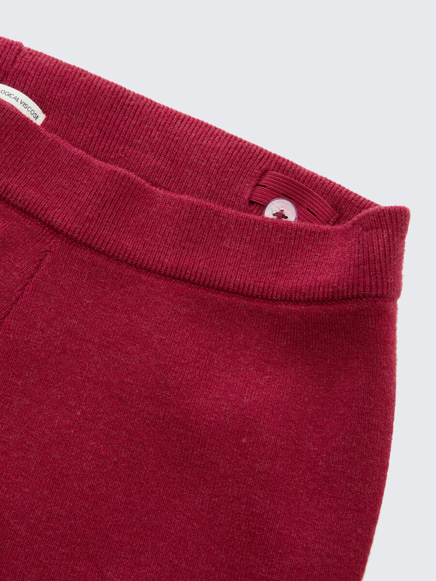 gemütliche strickhose mit weitem bein