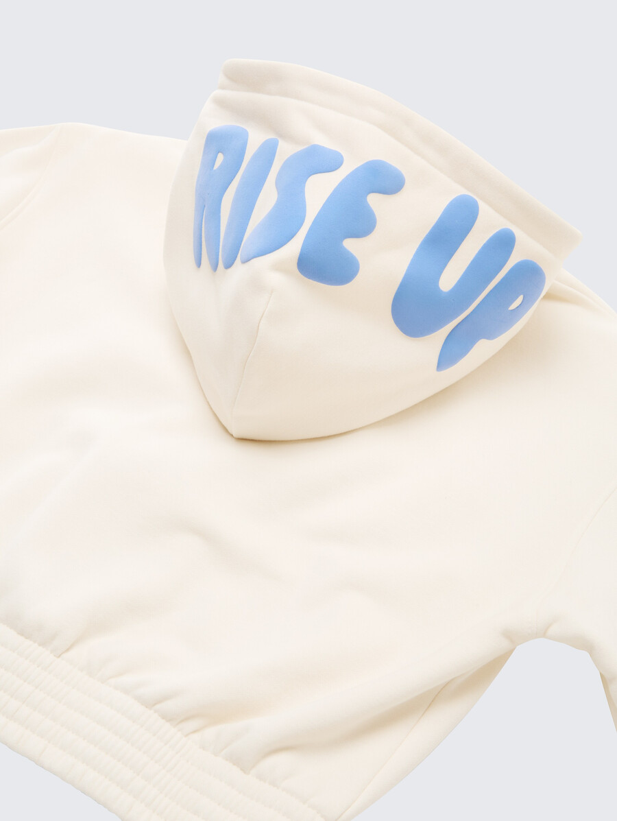 kurzer hoodie mit aufdruck