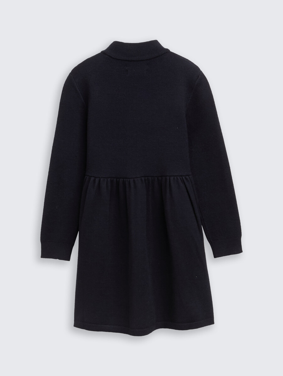 kurzes strickkleid mit stickerei