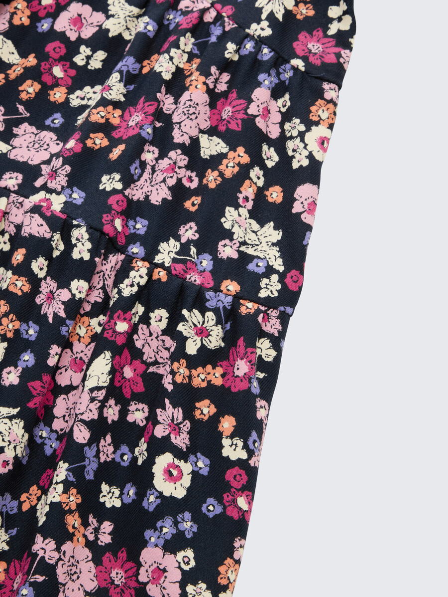 minikleid mit blumenmuster