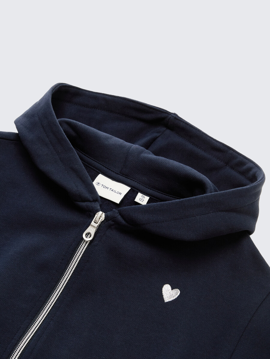 kurz geschnittene kapuzenjacke mit stickerei